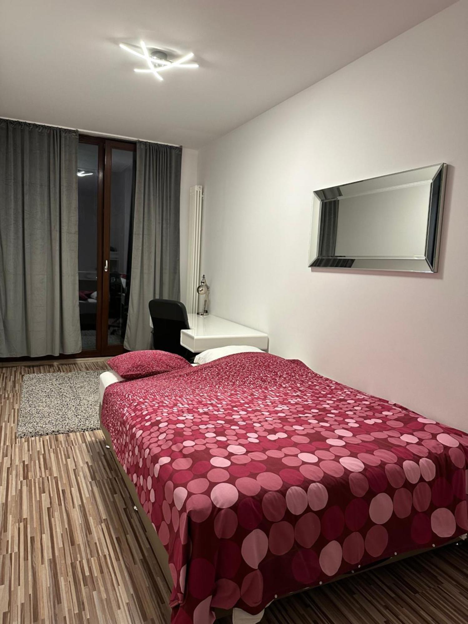 Two Rooms Apartment Triton Park 华沙 外观 照片