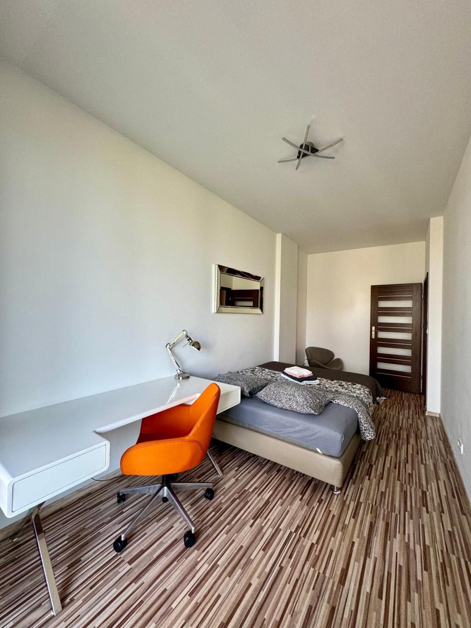 Two Rooms Apartment Triton Park 华沙 外观 照片