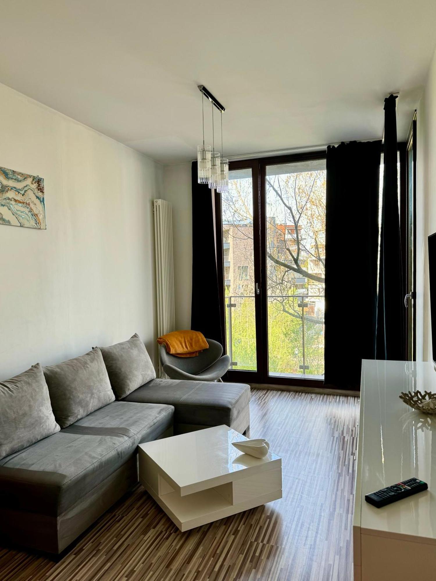 Two Rooms Apartment Triton Park 华沙 外观 照片
