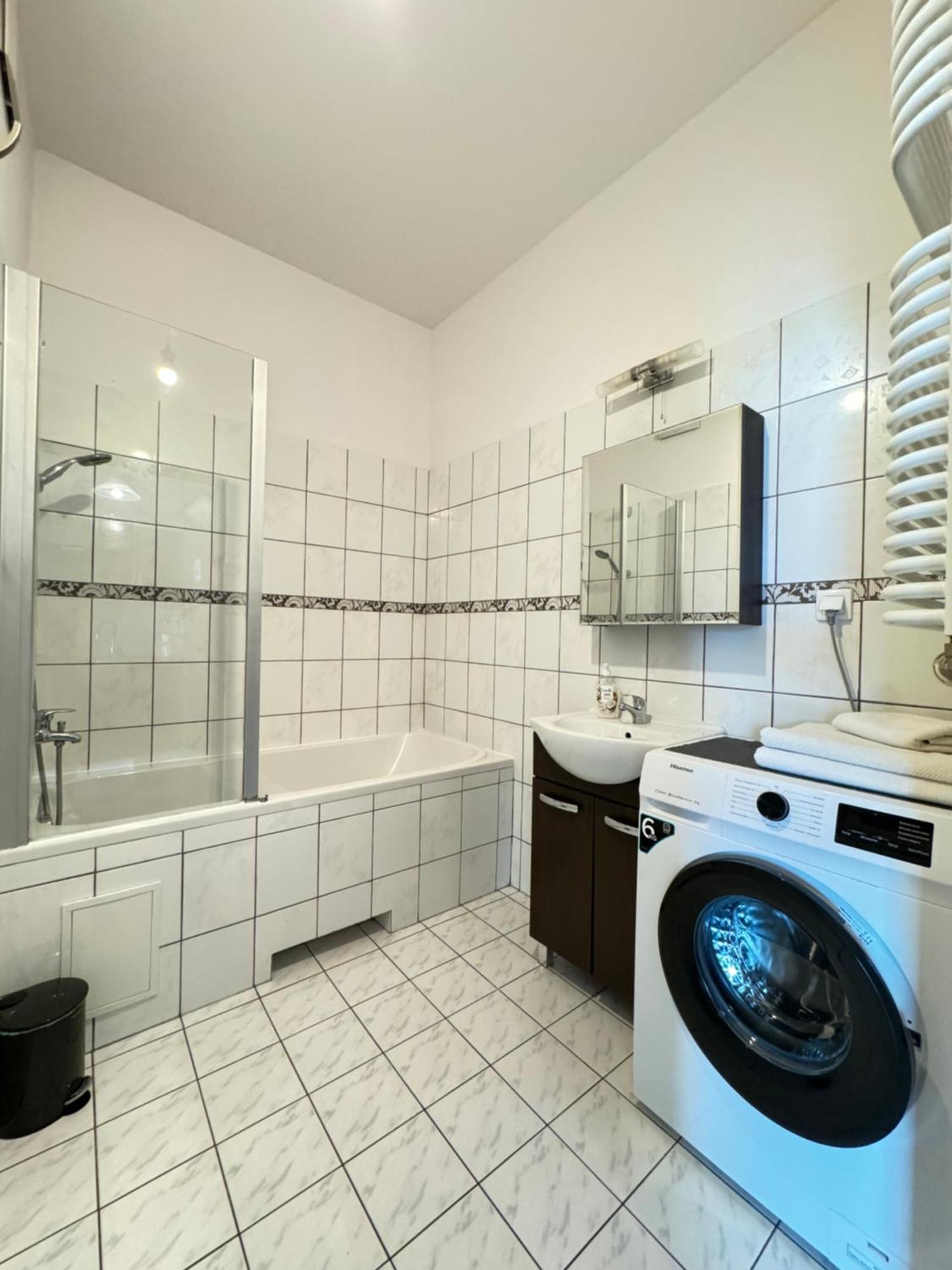 Two Rooms Apartment Triton Park 华沙 外观 照片
