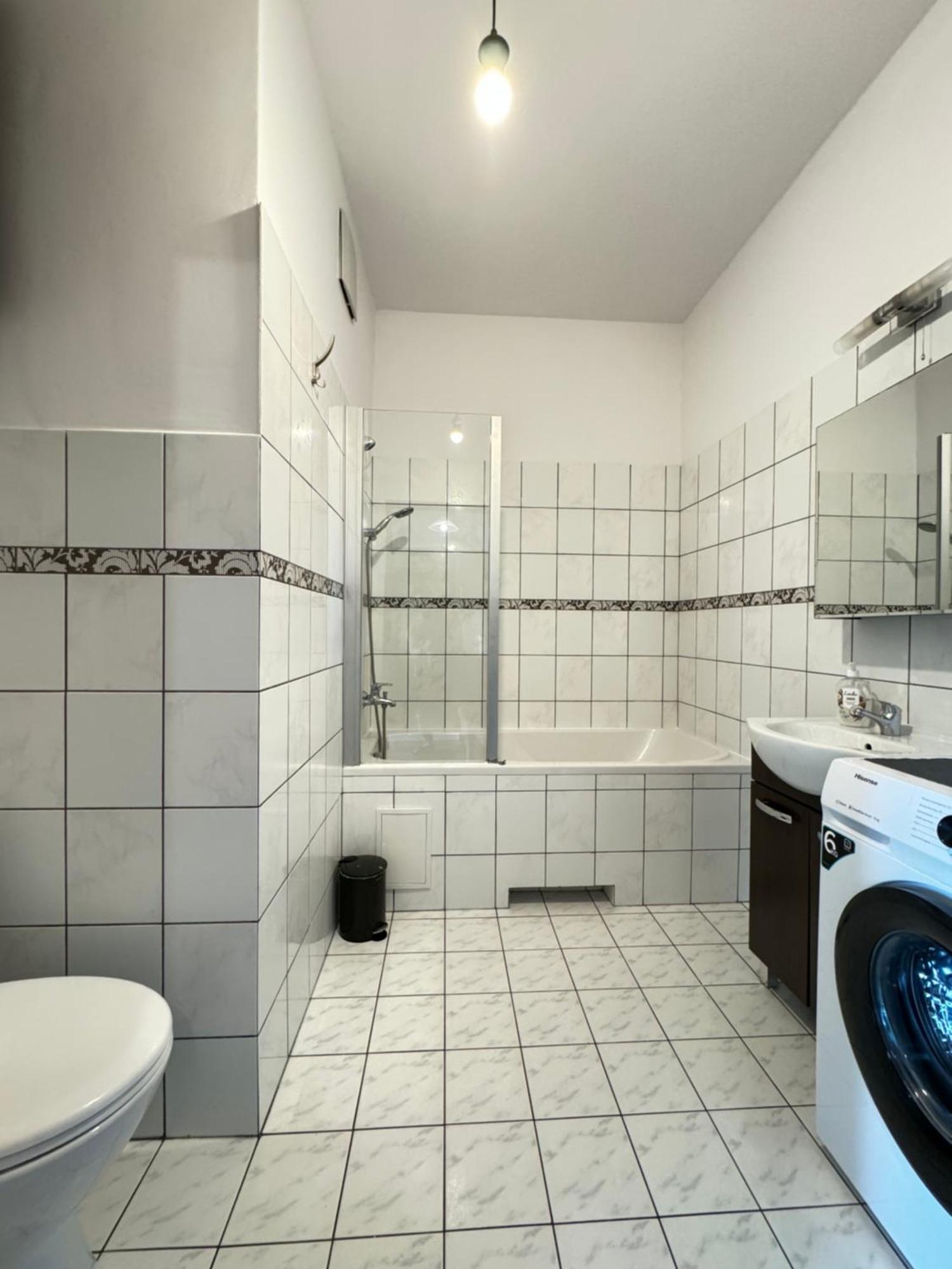 Two Rooms Apartment Triton Park 华沙 外观 照片