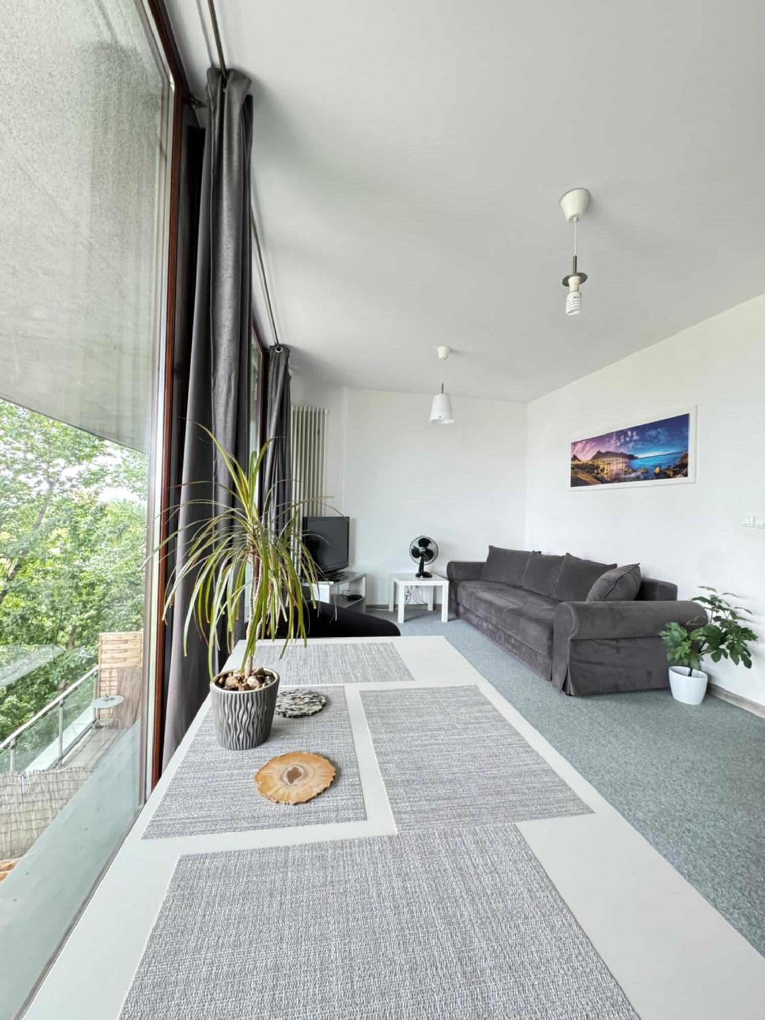 Two Rooms Apartment Triton Park 华沙 外观 照片