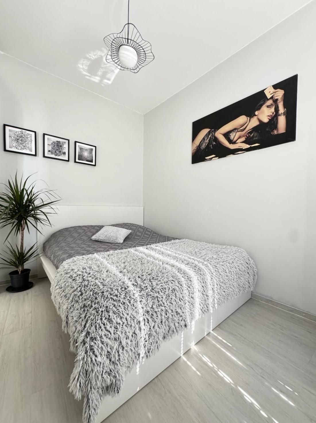 Two Rooms Apartment Triton Park 华沙 外观 照片